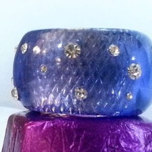 Purple-blue 17mm wide acrylic rhinestone band ring size 6